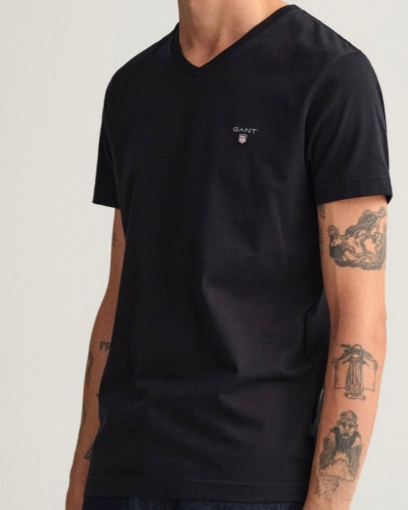 G.a.N_T Original Slim Fit V-Neck T-Shirt Black