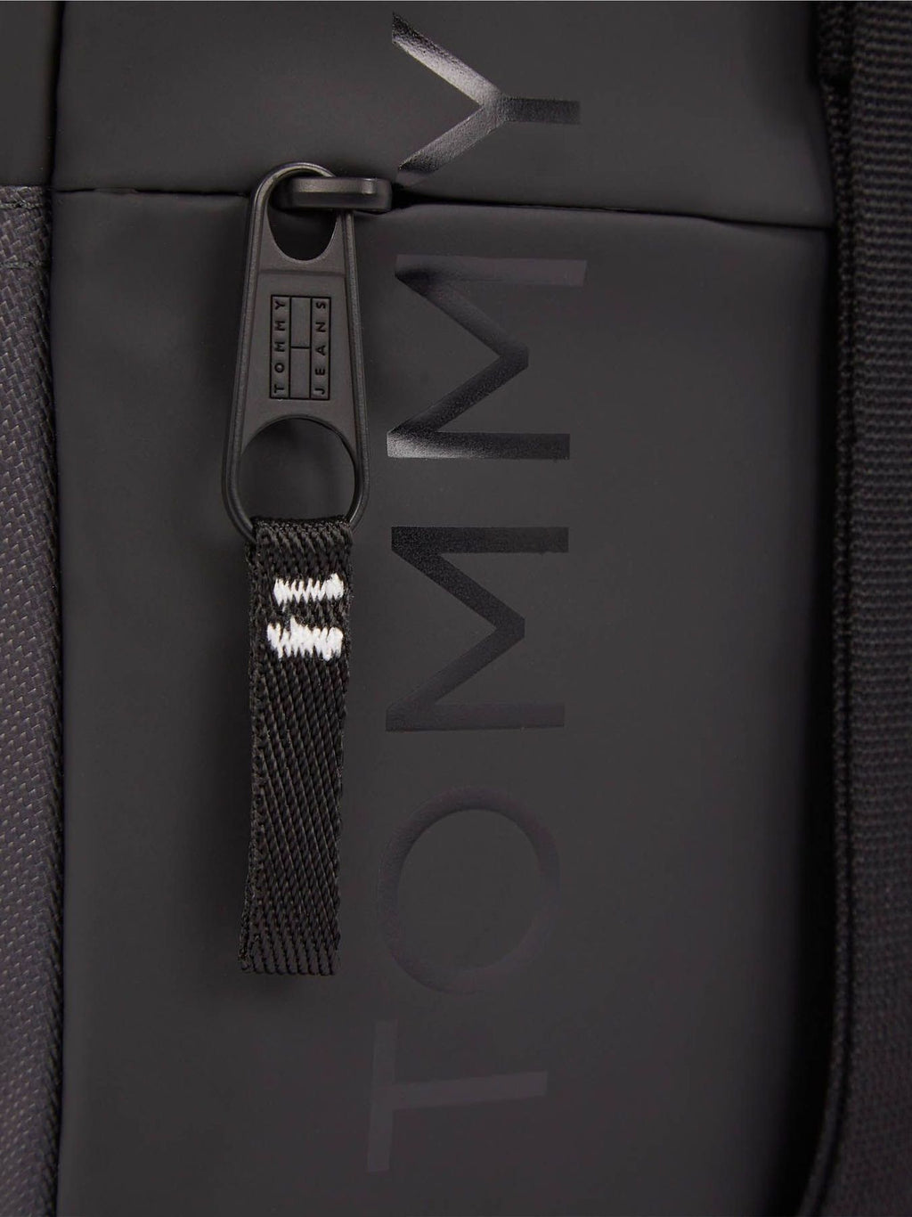 T.O.M.M.Y H.I.L.F.I.G.E.R Essential Cross-Body Reporter Bag